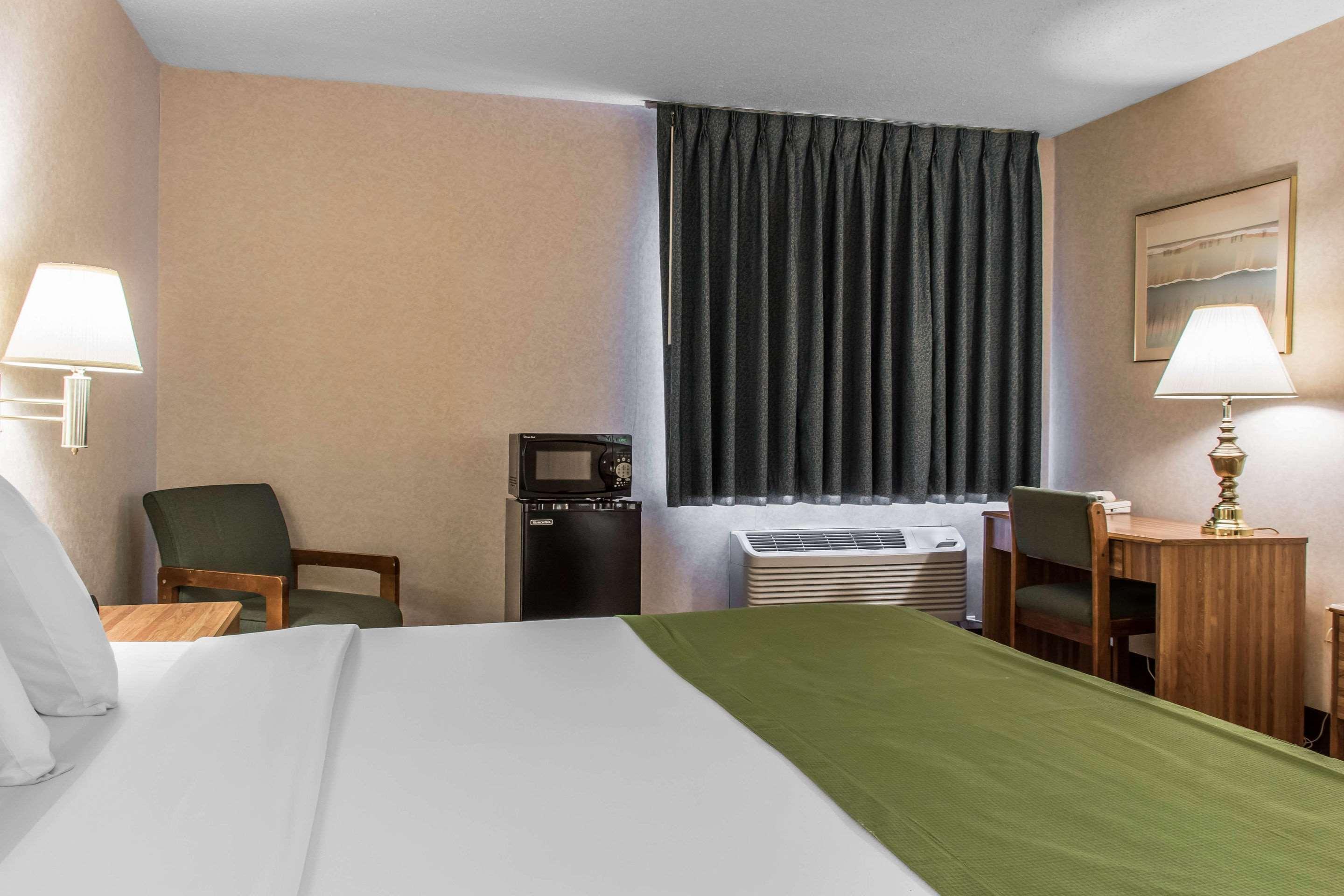 Quality Inn Arena Уилкс-Барре Экстерьер фото